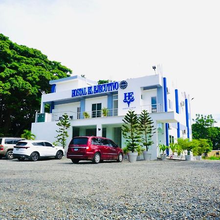 Hostal El Ejecutivo San Juan de la Maguana Exterior foto