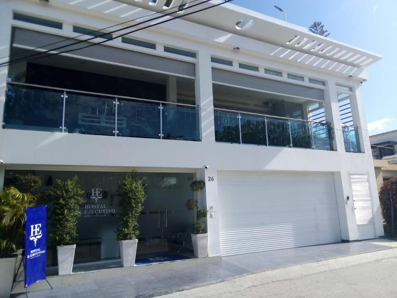 Hostal El Ejecutivo San Juan de la Maguana Exterior foto